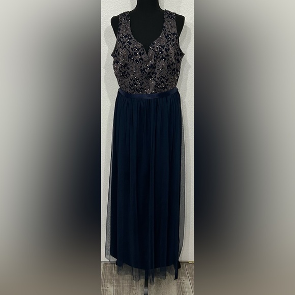 Candalite Dresses & Skirts - Candalite Formal Sequin Maxi Dress - L - Navy - NWOT